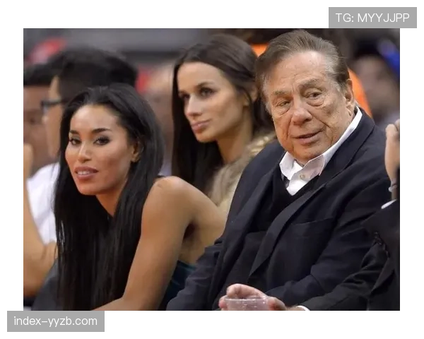 评论:NBA球员在社交媒体上的政治表达:影响力与边界的探讨